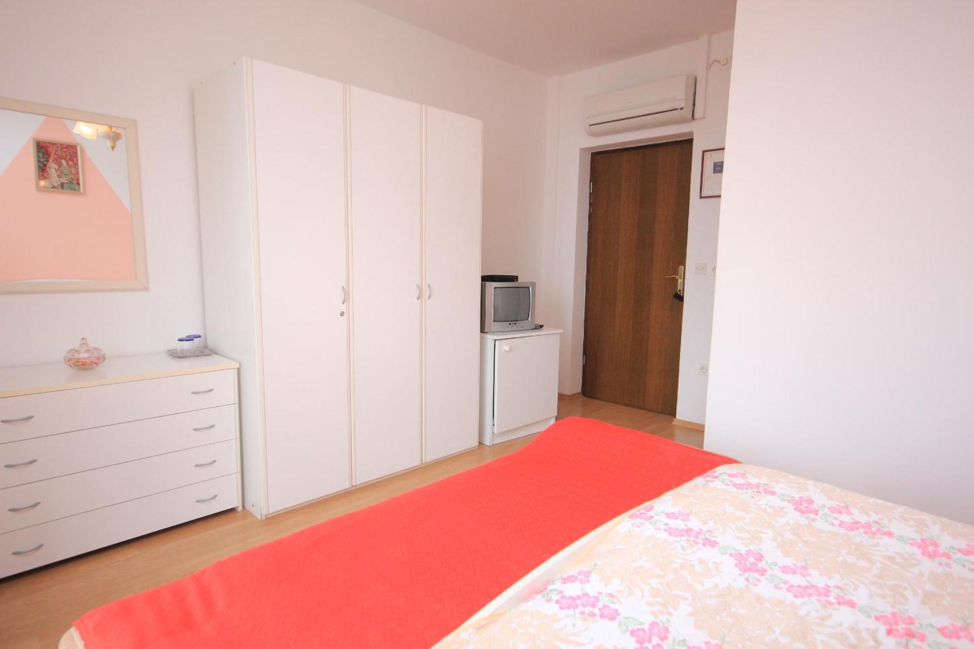 Apartments And Rooms By The Sea Medveja, Opatija - 2305 Lovran Zimmer foto